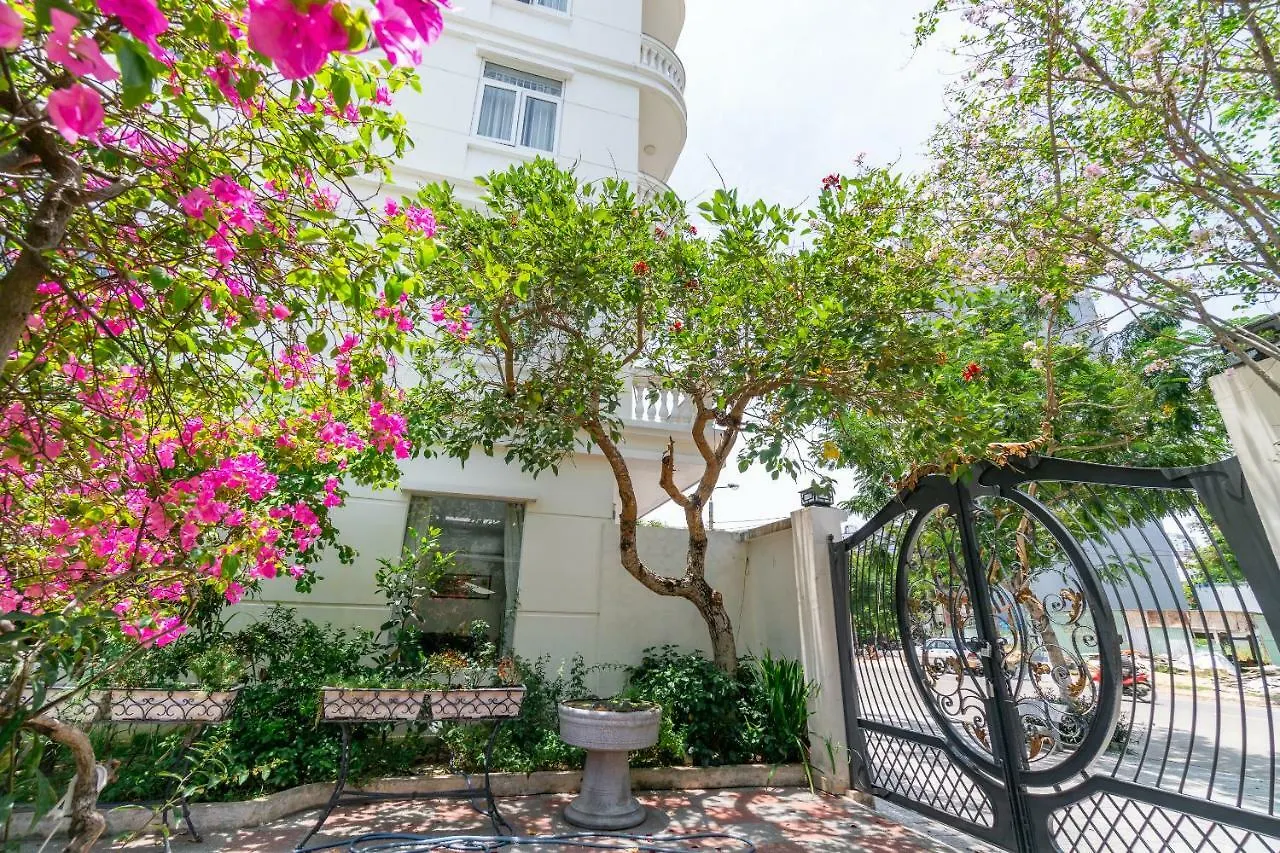 Green Garden Residence Hotel Da Nang 2*,  Vietnam